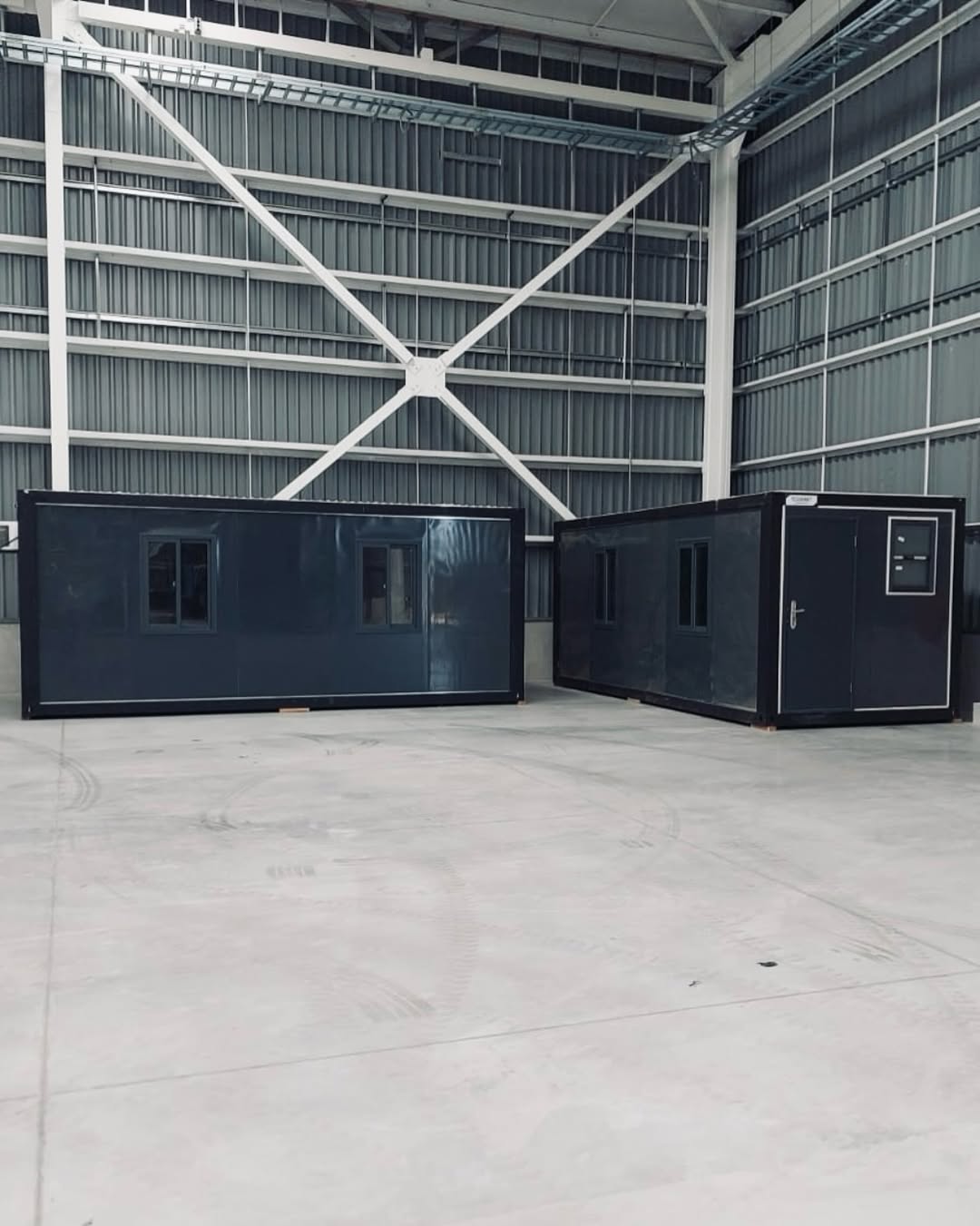 Módulos versátiles Tecnet - Soluciones modulares eficientes adaptables para oficinas, viviendas y espacios de trabajo